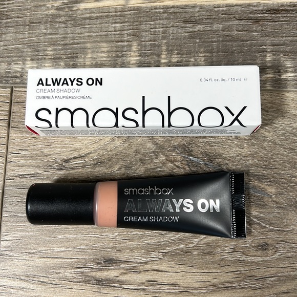 Smashbox - Always On Cream Shadow “Rose” - Picture 2 of 4